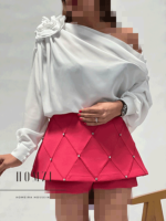 شومیز و شلوارک گل برجسته سفید صورتی